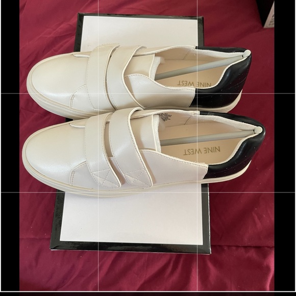 NINE WEST SNEAKERS - Picture 3 of 4